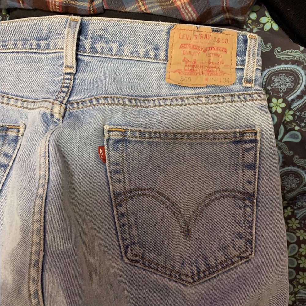 Levi’s 560 mom jeans:)
